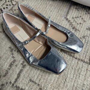 Dolce Vita Silver Flats